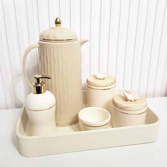 Kit Higiene Bebê Creme Filete Dourado Borboleta -band. Couro
