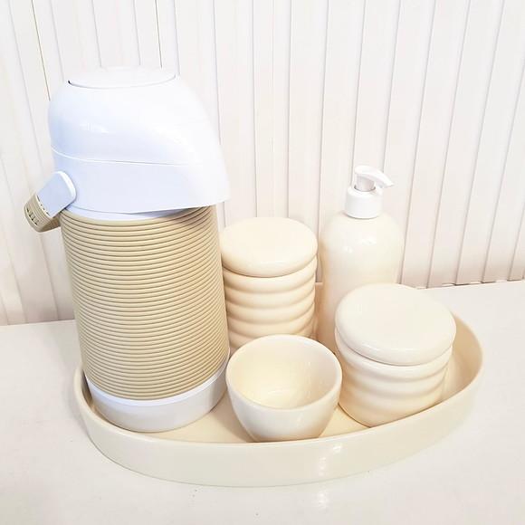 Kit Higiene Bebê Oval Ondulado Creme - Térmica Alinhavada