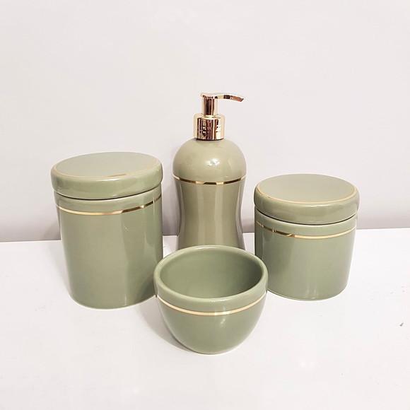 Kit Higiene Bebê Verde Militar Oliva Filete Dourado 4 Peças