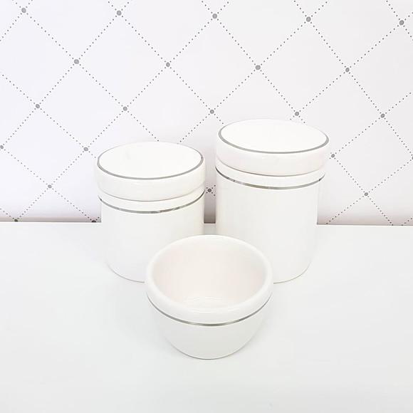 Kit Higiene Cerâmica Branca com Filete Prata - 3 Peças