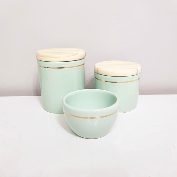 Kit Higiene Cerâmica Verde Bebê Filete Dourado - 3 Pçs Pinus