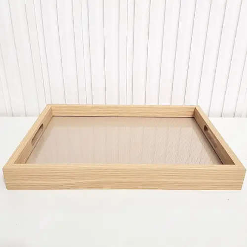 Bandeja 25x35cm Laminada com Fundo Tressê Fendi e Vidro