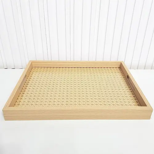 Bandeja 30x40cm Laminada com Fundo Palha Indiana e Vidro