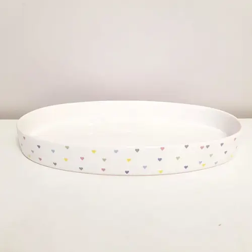 Bandeja de Cerâmica Oval Branca com Coraçõezinhos Coloridos