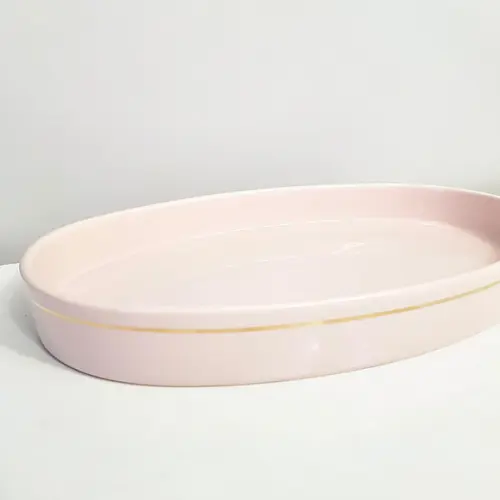 Bandeja de Cerâmica Oval Rosa Rosé com Filete Dourado