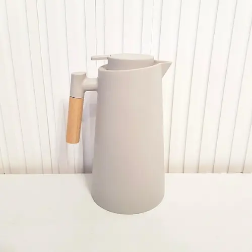 Garrafa Térmica 1l Escandinávia Cinza p/ Kit Higiene