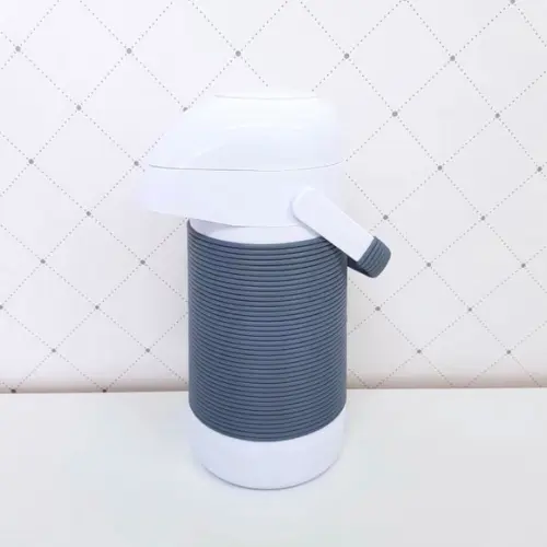 Garrafa Térmica com Capa Alinhavada Azul Jeans para Higiene