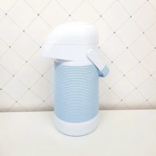 Garrafa Térmica com Capa Alinhavada Azul Bebê para Higiene
