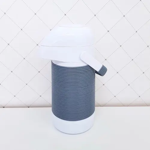 Garrafa Térmica com Capa Alinhavada Azul Jeans para Higiene