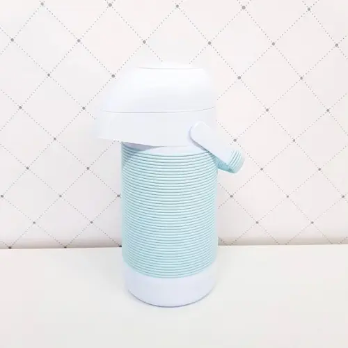 Garrafa Térmica com Capa Alinhavada Azul Piscina