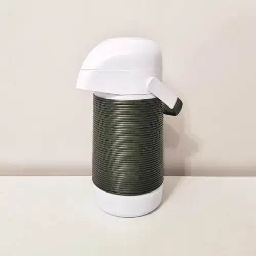 Garrafa Térmica com Capa Alinhavada Verde Musgo