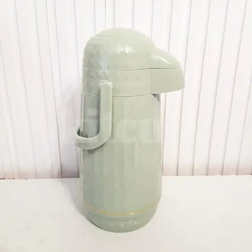 Garrafa Térmica Valentina 1l Verde Sage para Kit Higiene