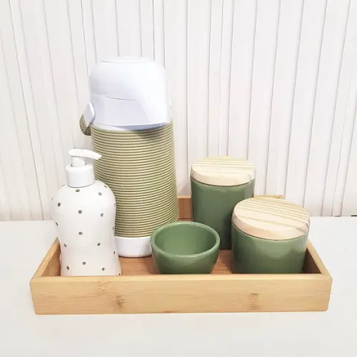 Kit Higiene 22x33cm Verde Militar / Oliva - Térm. Alinhavada