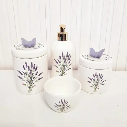 Kit Higiene 4 Pçs Lavanda Lilás - Tampa Estampada c/ Aplique