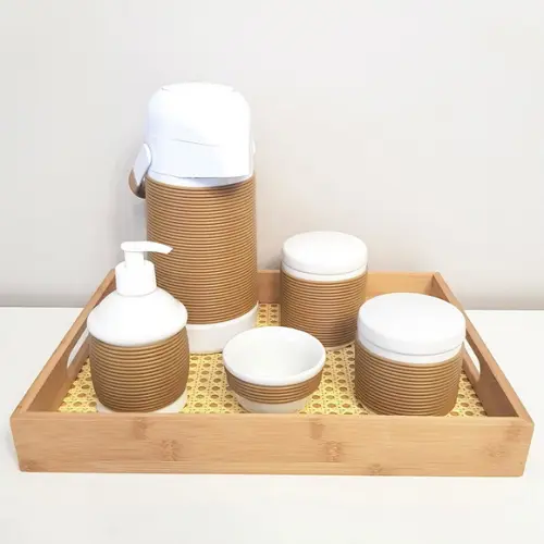 Kit Higiene Alinhavado Marrom Caramelo - Bandeja Palhinha