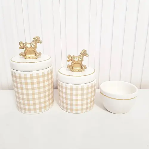 Kit Higiene Bebê 3 Pç Xadrez Bege Branco Fio Ouro Cavalinho