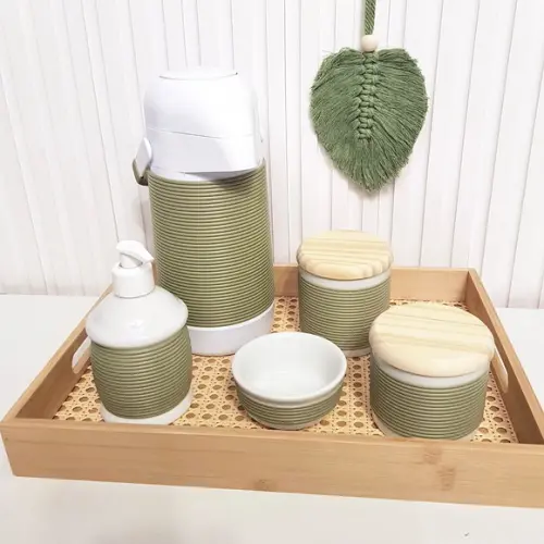 Kit Higiene Bebê 28x38cm Porcelana Alinhavado Verde Oliva