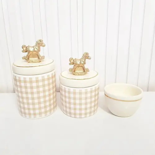 Kit Higiene Bebê 3 Pç Xadrez Bege e Creme Fio Ouro Cavalinho