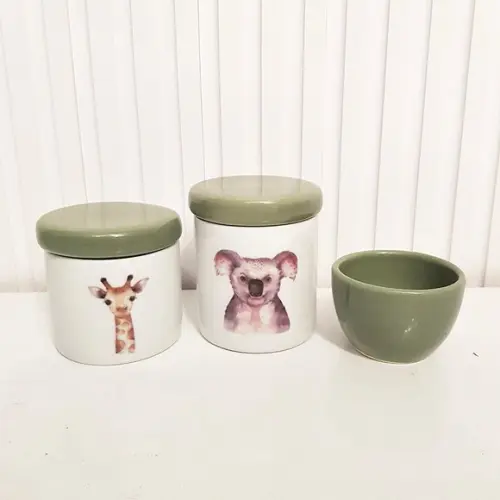 Kit Higiene Bebê 3 Pçs Porcelana Coala e Girafa Verde Oliva
