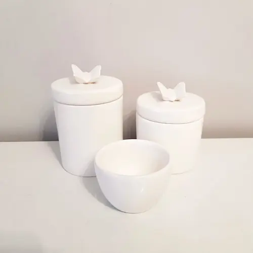 Kit Higiene Bebê 3 Peças Branco com Aplique Borboleta
