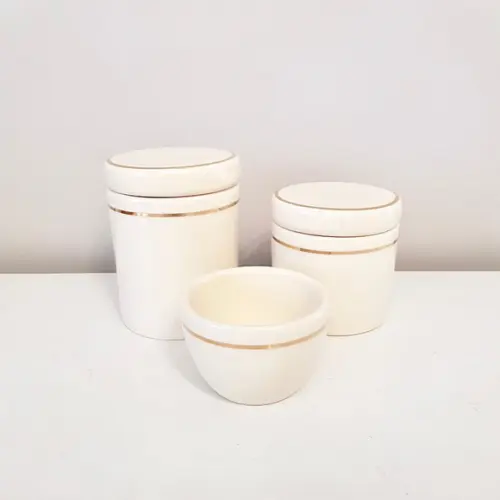 Kit Higiene Bebê 3 Peças Cerâmica Bege Creme Filete Dourado