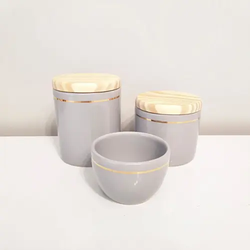 Kit Higiene Bebê 3 Peças Cinza com Filete Dourado - Pinus