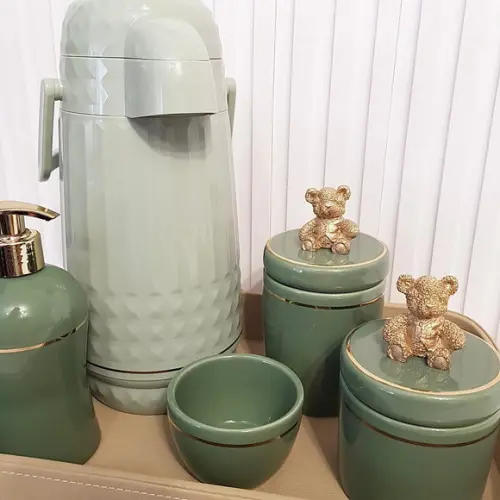 Kit Higiene Bebê 4 Pçs Verde Militar Filete Dourado Ursinho