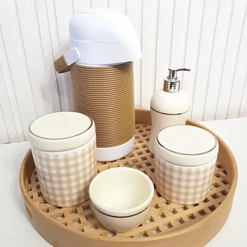 Kit Higiene Bebê 4 Pçs Xadrez Vichy Bege Creme Filete Prata