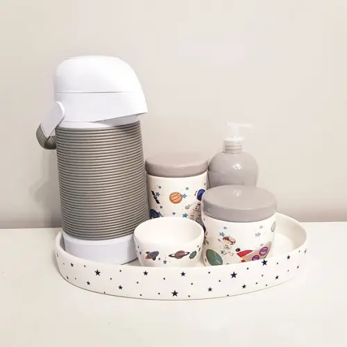 Kit Higiene Bebê Astronauta Cinza Oval - Térm. Alinhavada