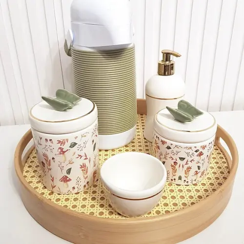 Kit Higiene Bebê Bosque Cogumelo Branco, Oliva e Dourado