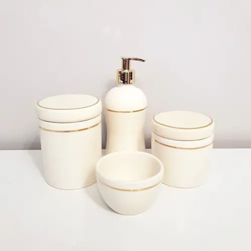 Kit Higiene Bebê Cerâmica Creme com Filete Dourado - 4 Peças