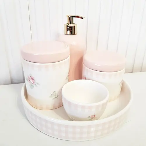 Kit Higiene Bebê Floral + Xadrez Rosa - Bandeja Redonda