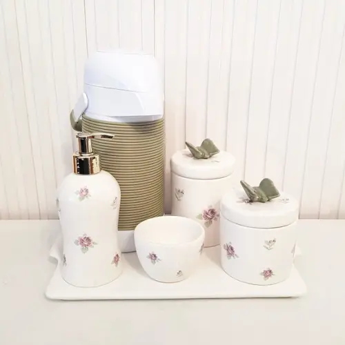 Kit Higiene Bebê Floral Lilás Borboleta - Reta + Verde Oliva
