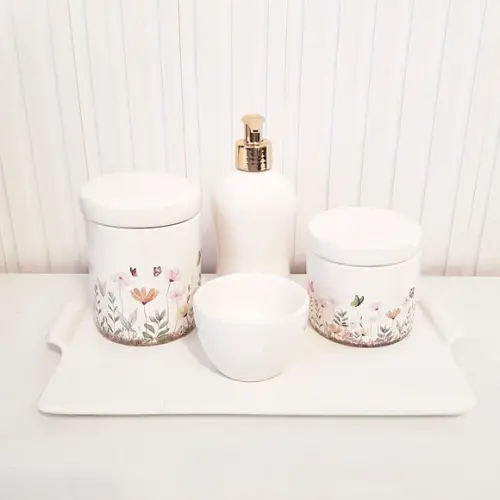 Kit Higiene Bebê Jardim Encantado Floral Branco + Reta