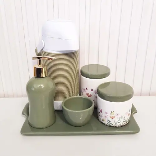 Kit Higiene Bebê Jardim Encantado Verde Militar / Oliva Reta