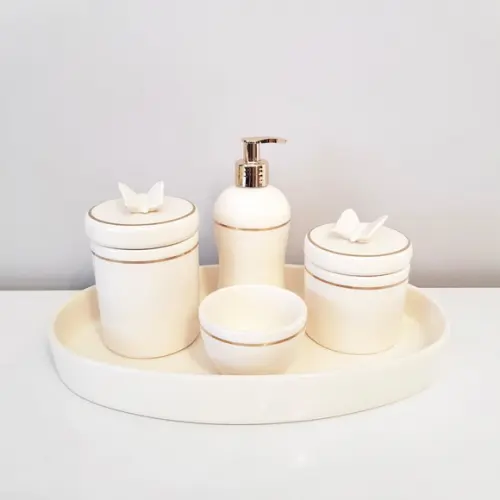 Kit Higiene Bebê Oval Creme Filete Dourado Borboleta