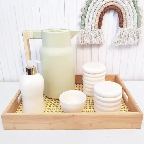 Kit Higiene Bebê Ondulado Creme e Menta - Bandeja Palhinha