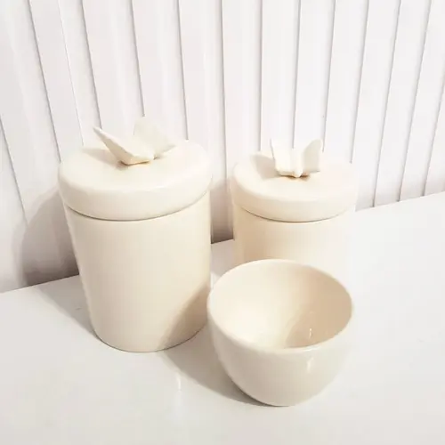 Kit Higiene Bebê Unissex 3 Peças Creme com Aplique Borboleta