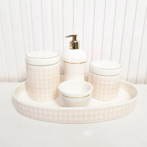 Kit Higiene Bebê Xadrez Rosa Branco Dourado - Oval