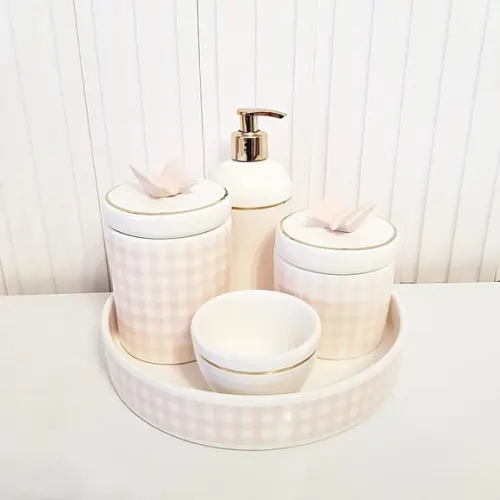 Kit Higiene Bebê Xadrez Rosa Branco Dourado Bandeja Redonda