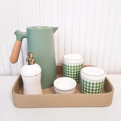 Kit Higiene Bebê Xadrez Vichy Bege e Verde c/ Filete Dourado