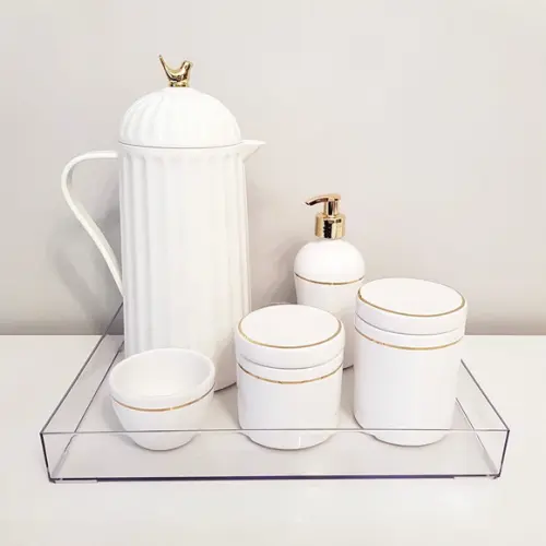 Kit Higiene Branco com Filete Dourado - Bandeja Transparente