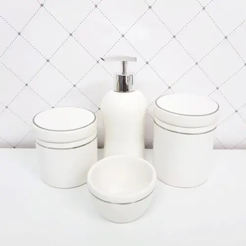 Kit Higiene Cerâmica Branca com Filete Prata - 4 Peças