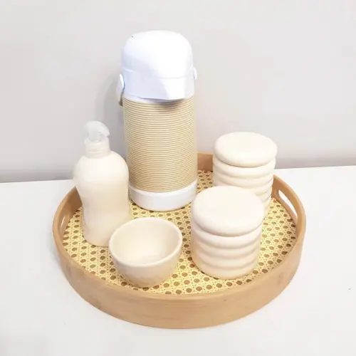 Kit Higiene Ondulado Creme e Branco - Bandeja Palhinha