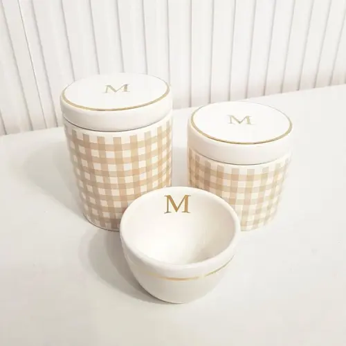 Kit Higiene Personalizado 3 Pçs Xadrez Bege Filete Dourado