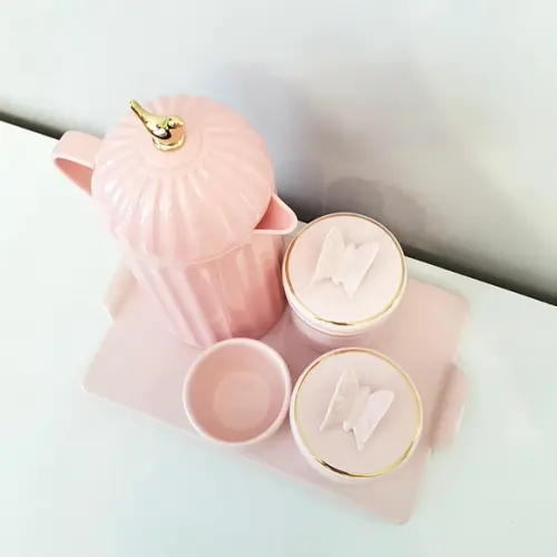 Kit Higiene Rosé com Filete Dourado Borboleta - Bandeja Reta