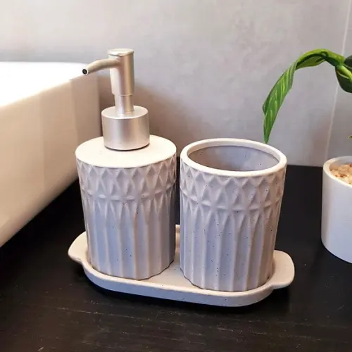 Kit Lavabo Banheiro Cinza e Prata com Bandeja e Porta-escova