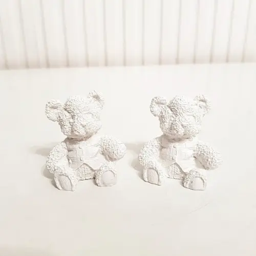 Par de Apliques Ursinho Branco em Resina Kit Higiene Bebê