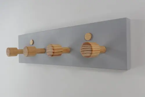 Cabideiro de parede em madeira, 4 hastes, cinza