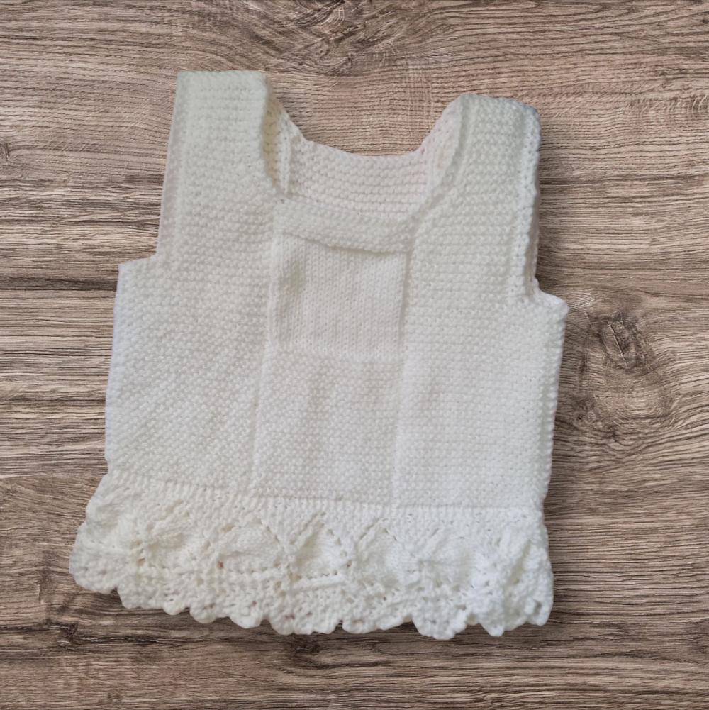 Vestido de tricô para bebe reborn